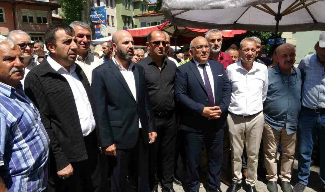 Kütahya’da Yeşil Camii çevresinde uzun yıllardır kurulan ve şehrin en