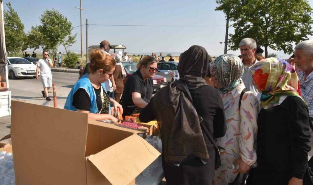 Hafta sonu gerçekleştirilen üniversiteye giriş sınavlarında, Menemen Belediyesi, ilçede sınavların