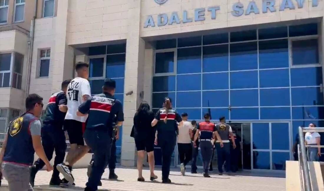 - Zanlıların motosikletle geldikleri iş yerine ateş açması güvenlik kamerasınca