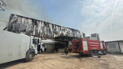 MERSİN (AA) – Mersin’in merkez Akdeniz ilçesindeki bir pamuk deposunda