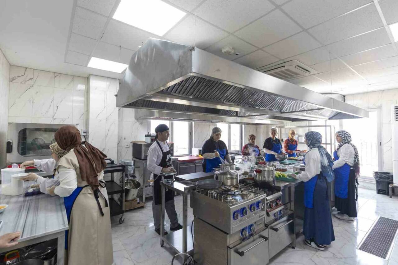 Mersin Büyükşehir Belediyesi Sosyal Hizmetler Dairesi Başkanlığı bünyesinde faaliyetlerini sürdüren