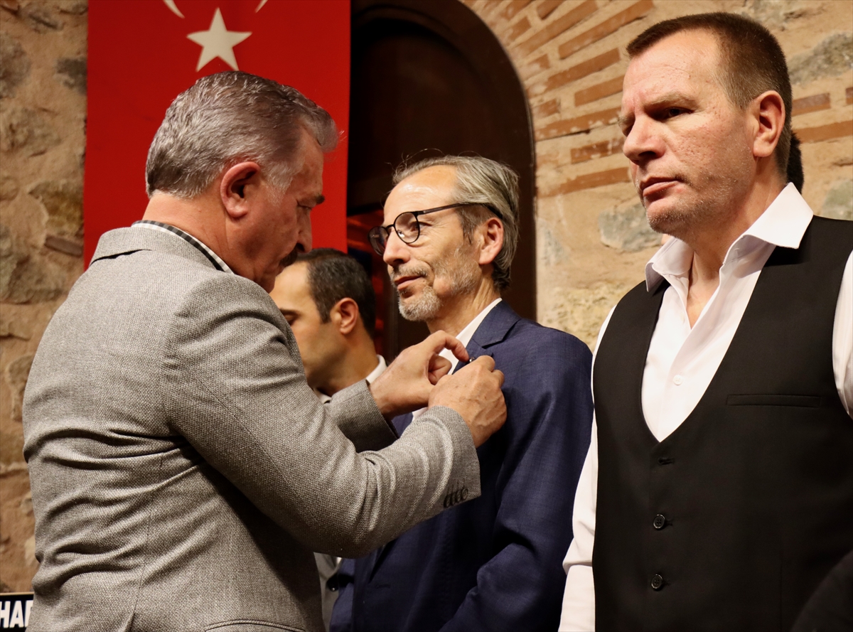 - "İran'a yapılan operasyon, Türkiye'ye verilmiş sinsi bir mesajdır. İsrail'in