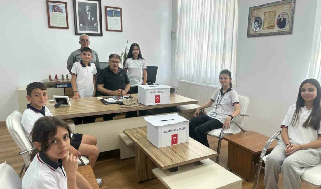Aydın Gazipaşa Ortaokulu öğrencileri, ’Filistin için el ele’ sloganıyla topladıkları