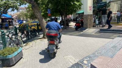 Eskişehir’de sayıları her geçen gün artan motosikletlerin, trafiğe kapalı yolları,