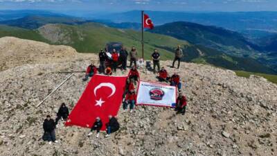 Kastamonu’nun 2 bin 587 rakımlı Ilgaz Dağı’nın Büyük Hacet Zirvesinde