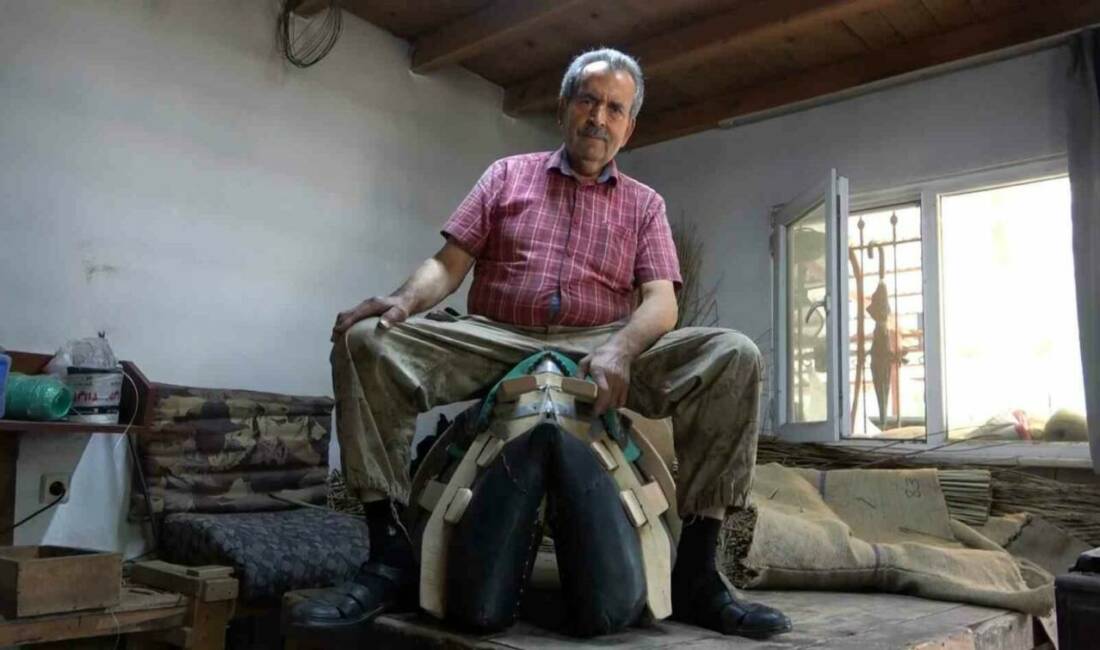 Giresun’da artık unutulmaya yüz tutmuş mesleklerden biri olan semerciliğin son