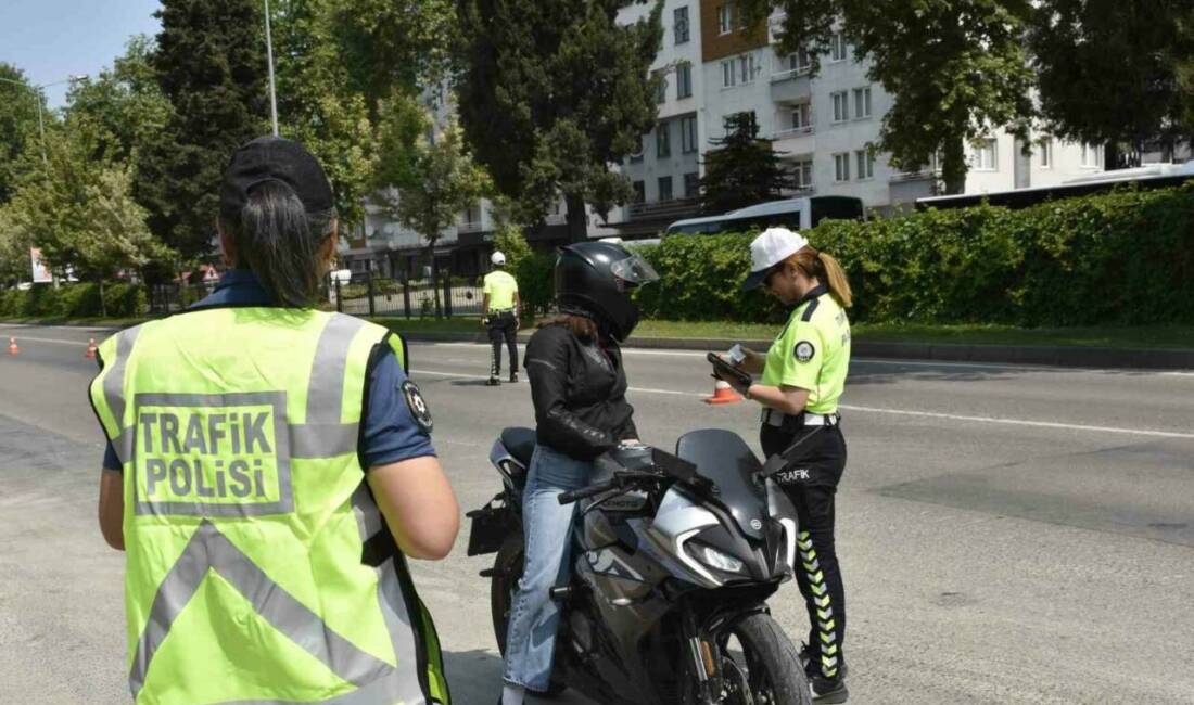 Ordu’da polis ekipleri tarafından trafik kazalarını azaltmaya yönelik yapılan denetimlerde