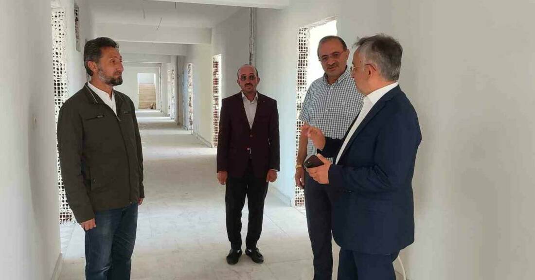Bayburt Müftüsü Bayram Danacı, yapımı tamamlanan Oruçbeyli Kur’an kursu yeni