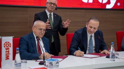 - OSTİM OSB Yönetim Kurulu Başkanı Orhan Aydın:
- "OSTİM Yatırım