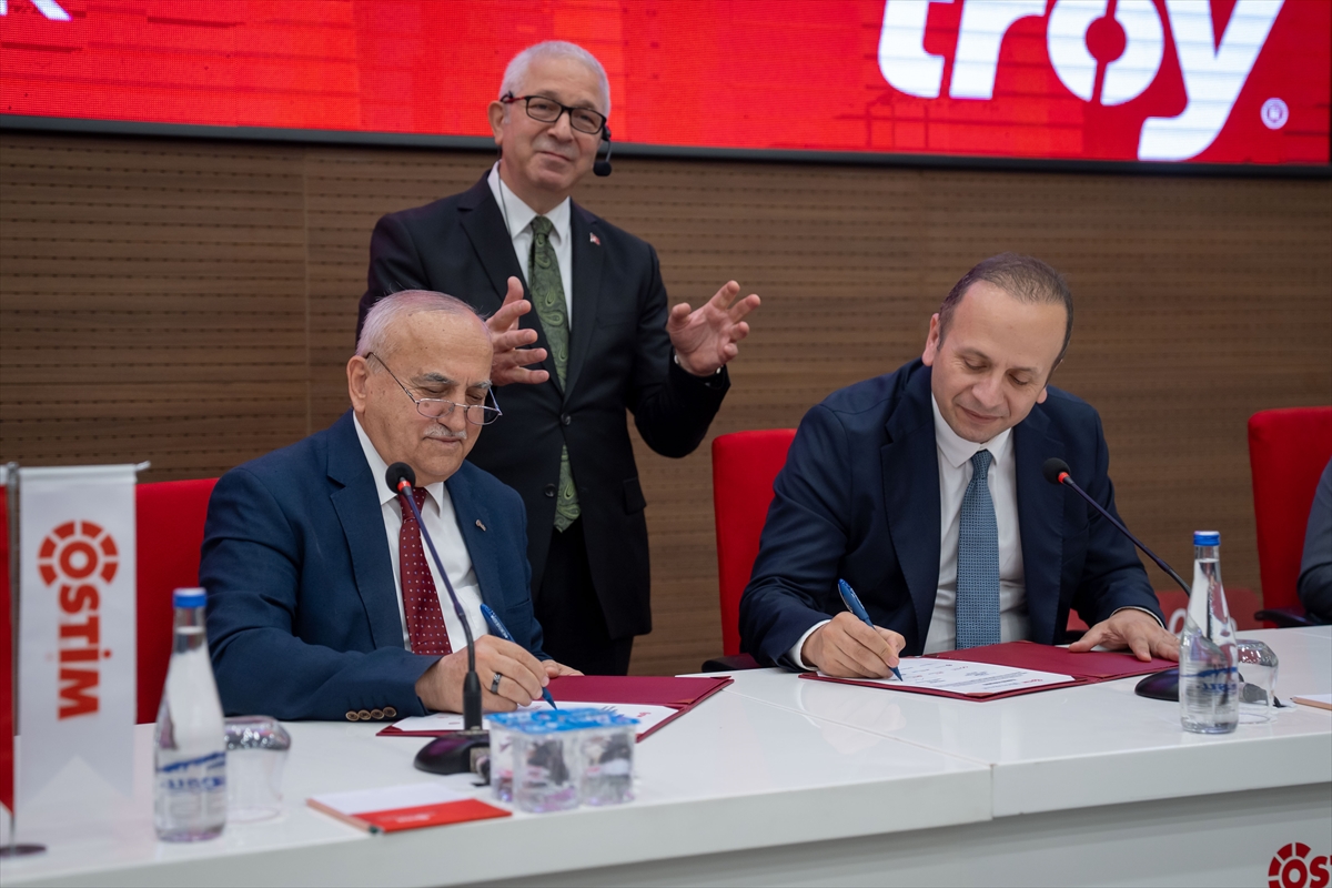 - OSTİM OSB Yönetim Kurulu Başkanı Orhan Aydın:
- "OSTİM Yatırım