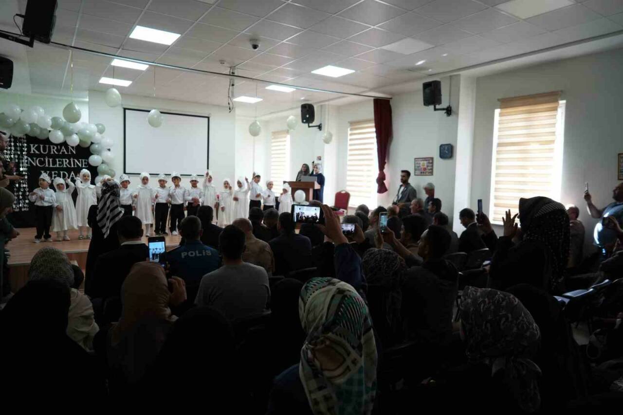 Erzincan’ın Otlukbeli ilçesinde Kuran kurslarında eğitim gören 04-06 yaş grubu