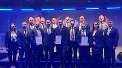 - Otokoç Otomotiv Şirket Lideri İnan Ekici:
- "Otokoç Adana, Antalya