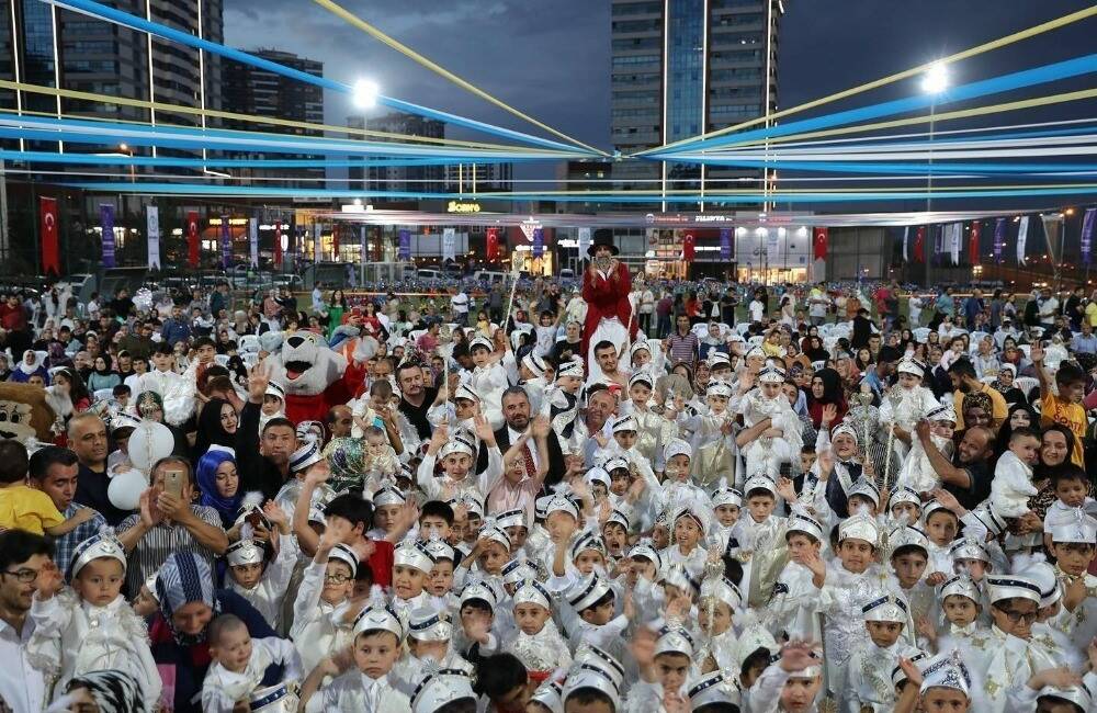 Pursaklar Belediyesi, sosyal yardım alan ailelerin çocukları ile öksüz ve