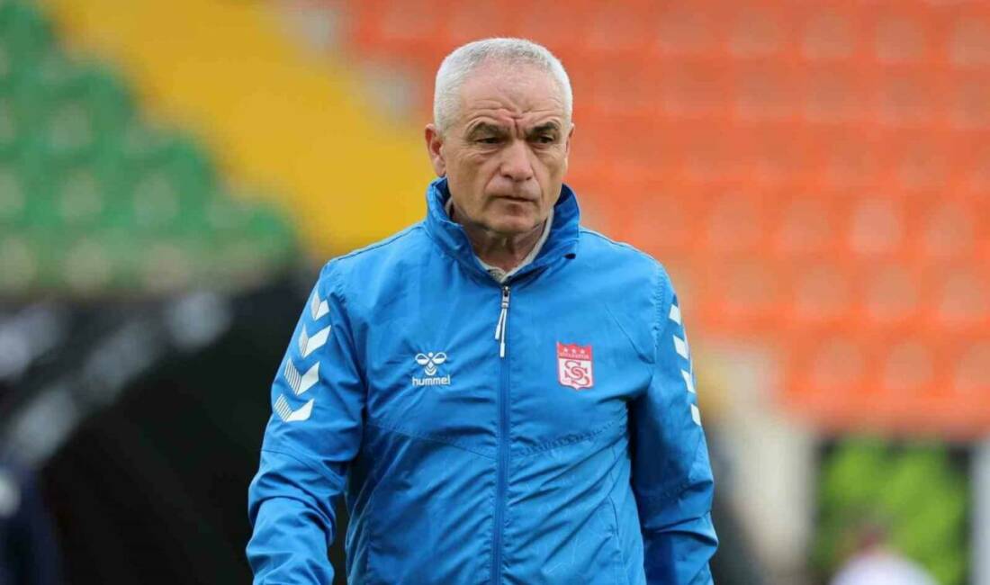 Sivasspor ile sözleşmesi sona eren Teknik Direktör Rıza Çalımbay veda