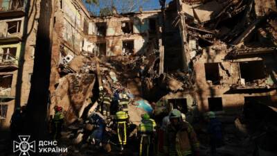 Rus güçlerinin Ukrayna’nın başkenti Kiev ve çevresinde gece boyunca insansız