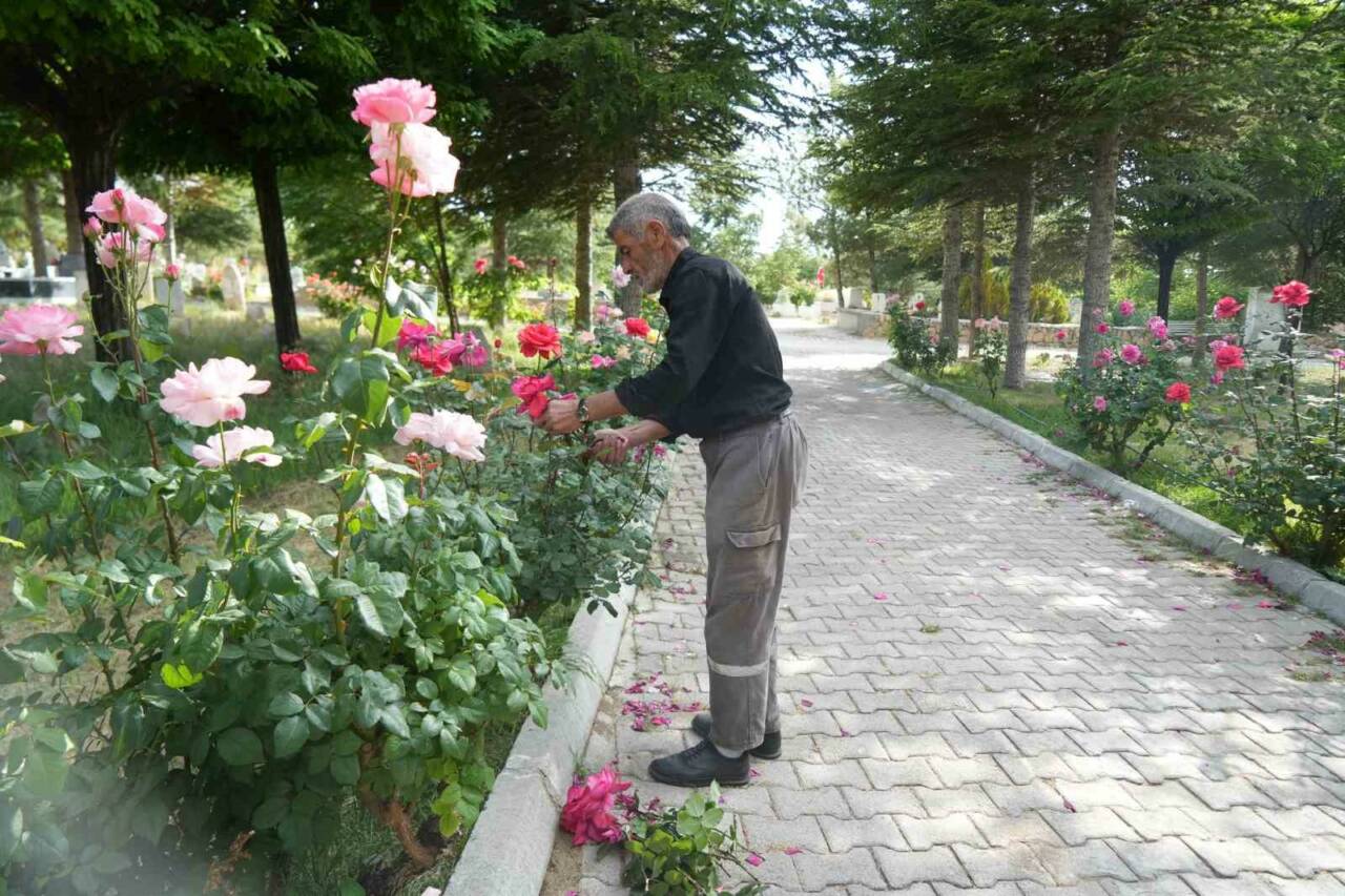 Niğde’nin Gümüşler beldesinde yaşayan bir şahıs, 19 yıl önce gördüğü