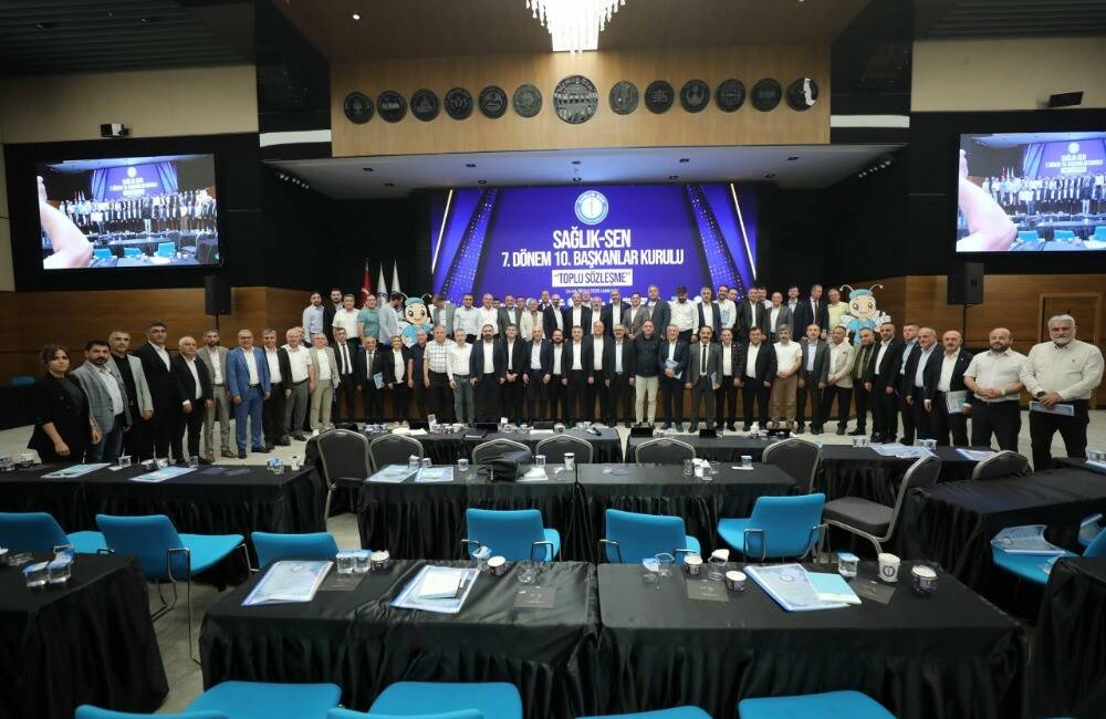 Sağlık-Sen 7’inci dönem 10’uncu başkanlar kurulu ‘Toplu Sözleşme’ gündemiyle toplandı.
