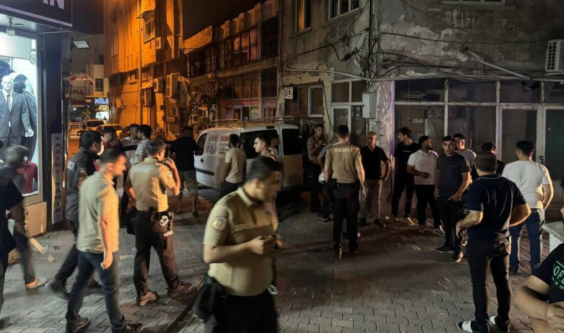 Adıyaman’da yolda yürüdüğü esnada, sahipli bir köpeğin saldırısına uğrayan adam