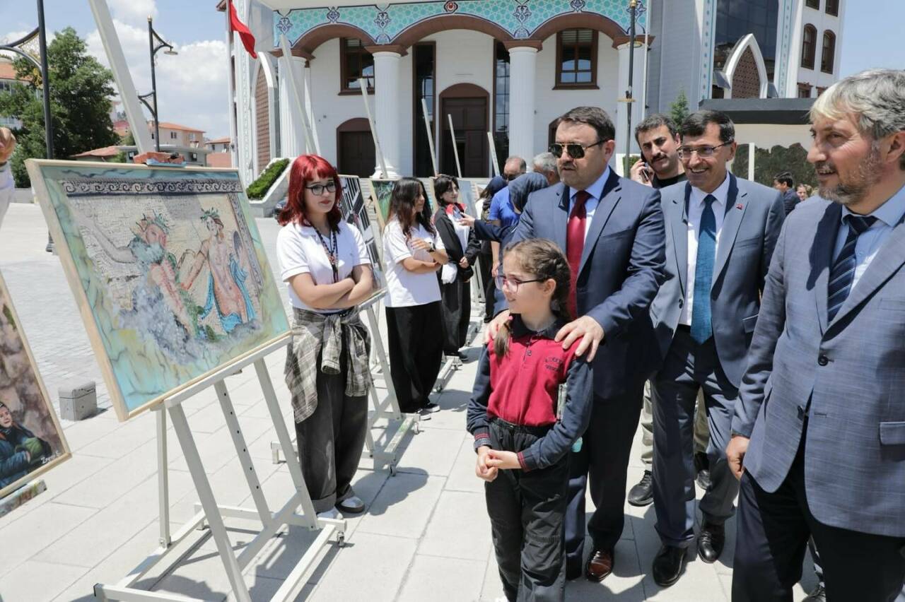 Kütahya Ahmet Yakupoğlu Güzel Sanatlar Lisesi ile Elazığ Kaya Karakaya