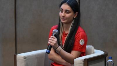 ADANA (AA) – “Sessiz Devrim Paralimpik Yolculuk Konferansı” Adana’da gerçekleştirildi.