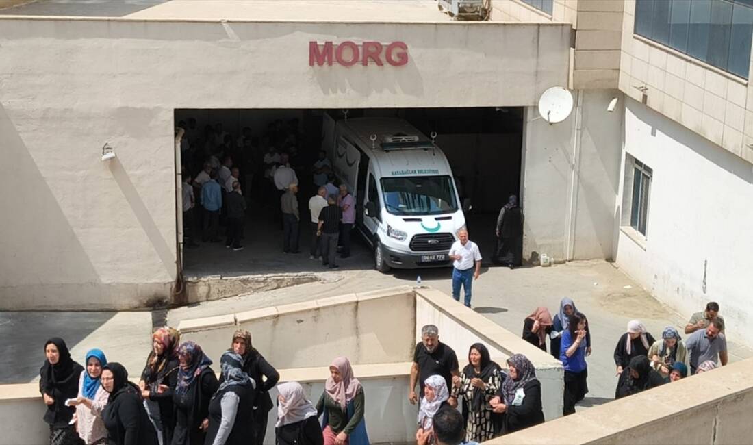 SİİRT (AA) – Siirt’in Kurtalan ilçesinde otomobil ile kamyonun çarpıştığı
