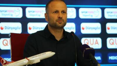 Yeni sezonda Trendyol 1. Lig’de mücadele edecek Sivasspor’da teknik direktörlük