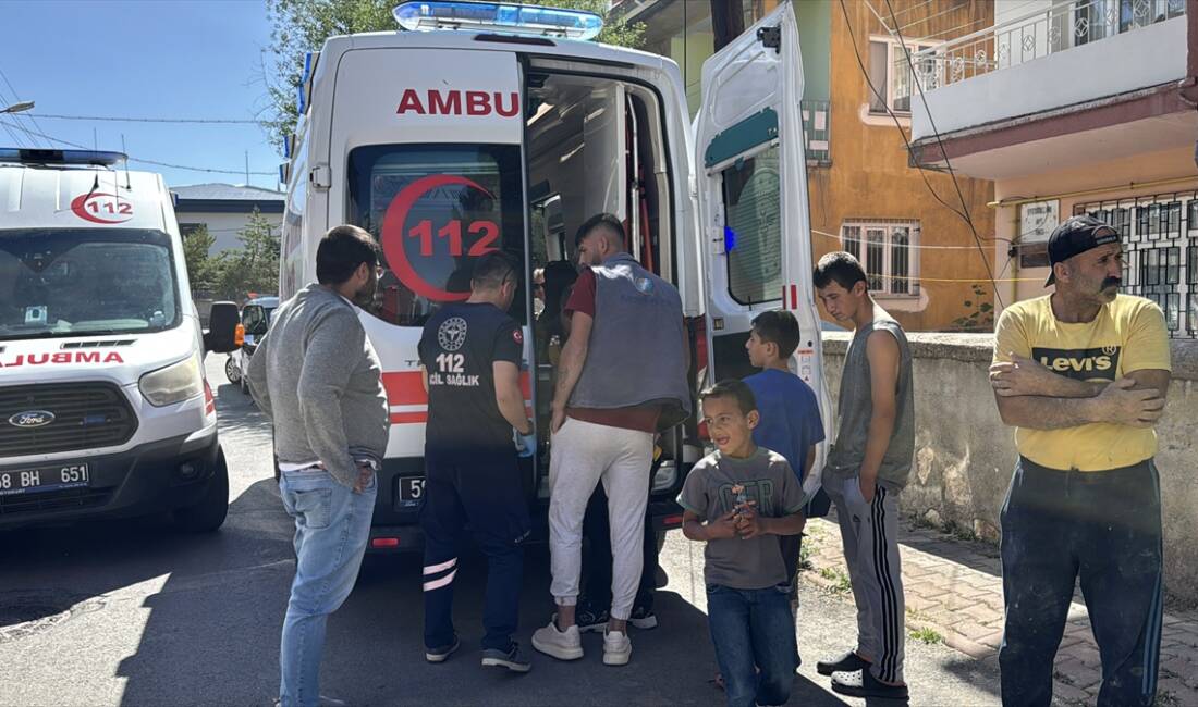 SİVAS (AA) – Sivas’ta bir apartmanın bodrum katında çıkan yangında