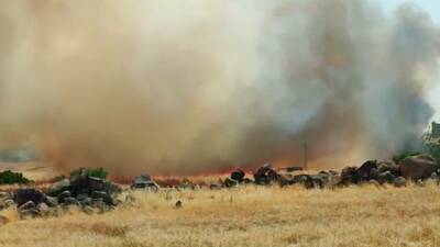 Şanlıurfa’nın Siverek ilçesinde elektrik trafosundan çıkan yangın nedeniyle yaklaşık 50