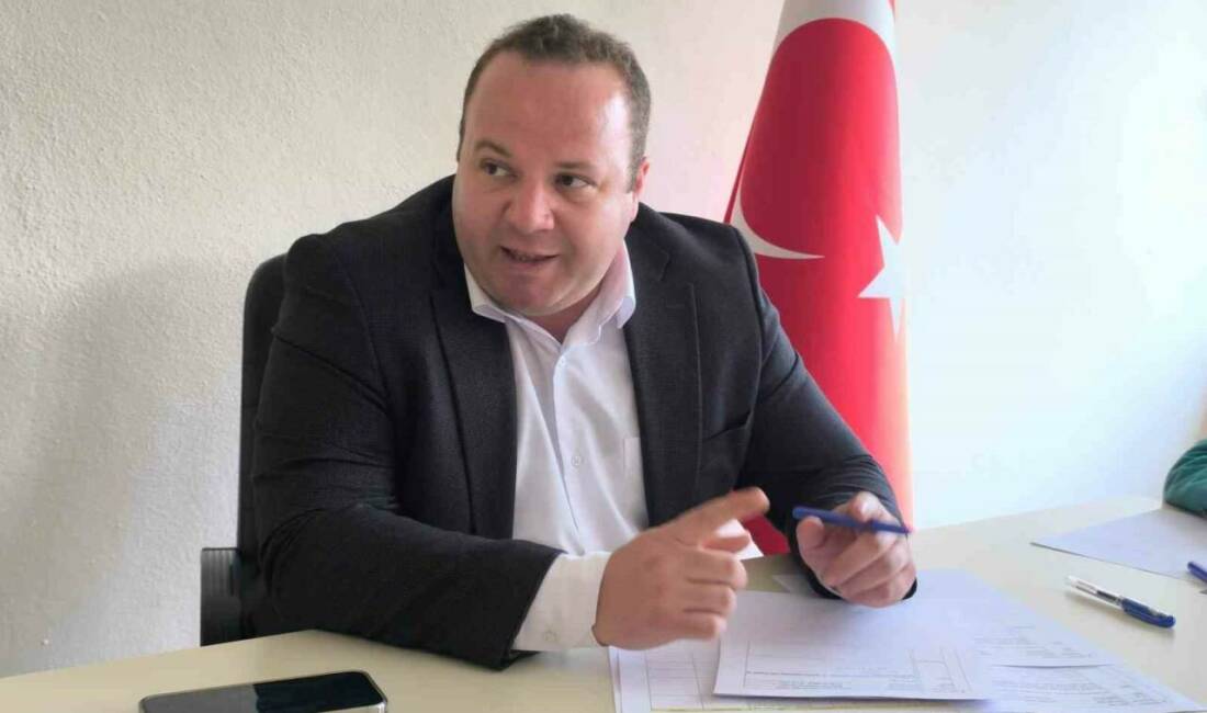 Afyonkarahisar Şuhut Kaymakamı İzzet Cem Eser Başkanlığında halk toplantısı yapıldı.