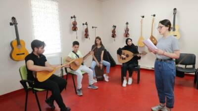 Gençlerin keyifli ve verimli bir yaz geçirmesi için harekete geçen