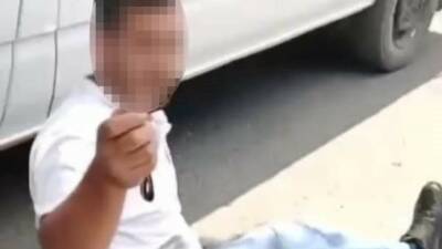 Malatya’nın Pütürge ilçesinde, kendisine sözlü tacizde bulunduğu iddia edilen şahsı