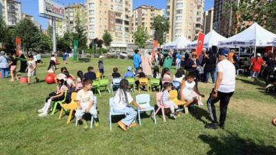 Talas Belediyesi’nin, yaz tatiline giren çocukların karne coşkusunu kutlamak amacıyla