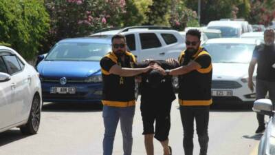 Adana’da ters yöne girerek toplu taşıma otobüsünün şoförüyle tartışıp küfürler