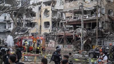 İran’ın İsrail’e fırlattığı balistik füzelerden bazıları Tel Aviv ve Hayfa