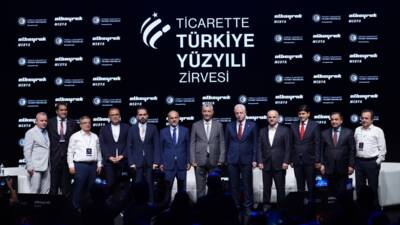 - Türkiye İhracatçılar Meclisi Başkanı Mustafa Gültepe:
- "İhracatımızı geleceğe hazırlayan