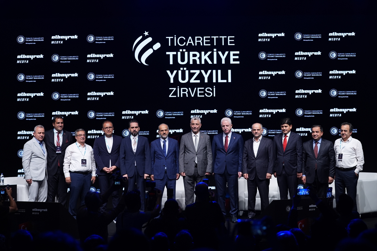 - Türkiye İhracatçılar Meclisi Başkanı Mustafa Gültepe:
- "İhracatımızı geleceğe hazırlayan