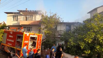 - Dumandan etkilenen muhabbet kuşunu itfaiye kurtardı