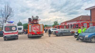 TOKAT (AA) – Tokat’ın Erbaa ilçesinde bir lisede çıkan yangın,