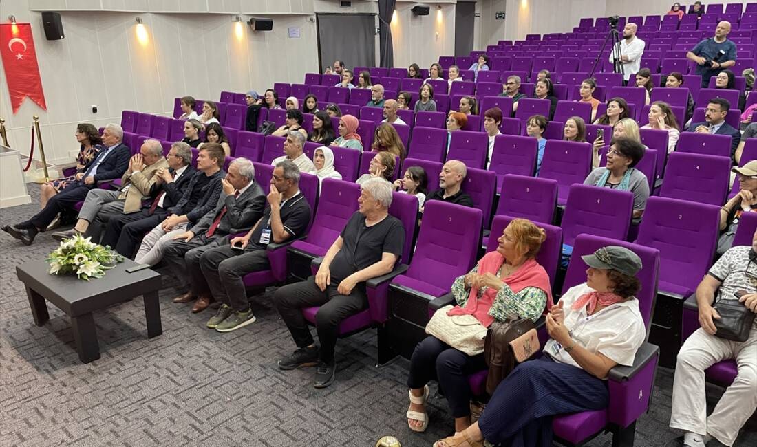 TRABZON (AA) – Trabzon’da “15. Uluslararası Sanat Günleri” kapsamında Rusya’dan