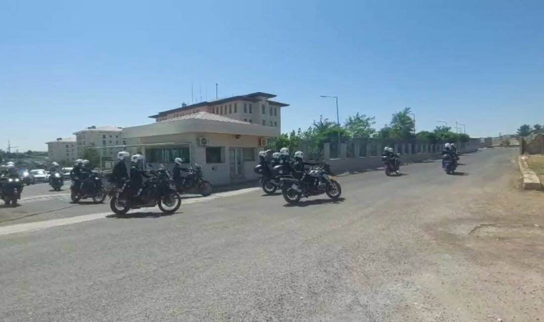 Şanlıurfa’nın Viranşehir ilçesinde trafiğe çıkması sakıncalı 23 motosiklet ele geçirildi.