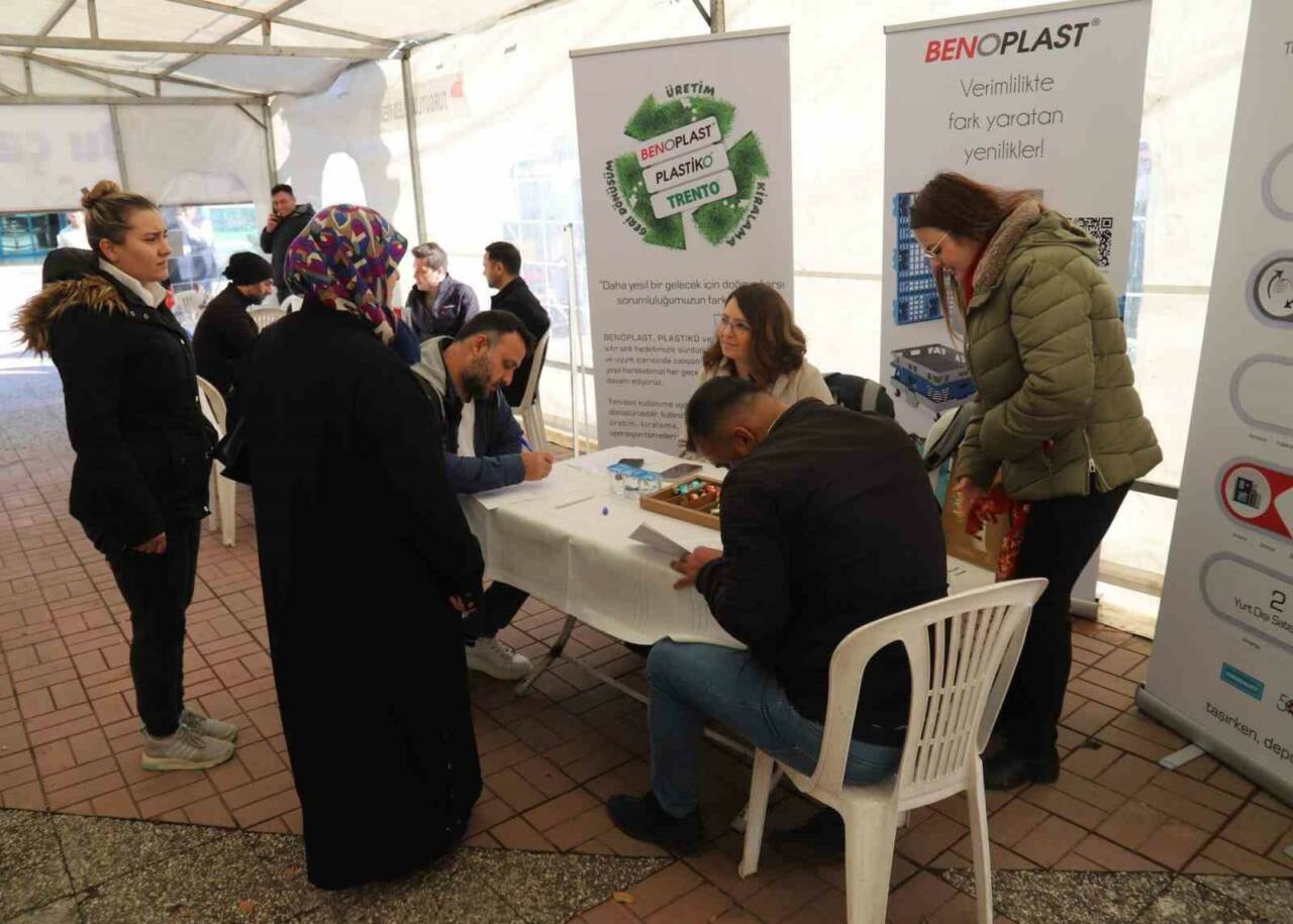 Turgutlu Belediyesi ev sahipliğinde “Kariyer Fuarı” düzenlenecek. İş arayanlar ile