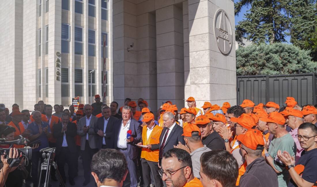 - "Bu işi fazla uzatmadan ve işçi arkadaşlarımızı da fazla