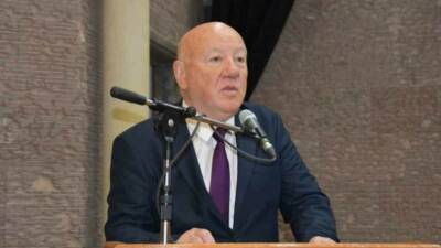 Türkiye’nin en büyük gazetecilik mesleki çatı örgütü olan Türkiye Gazeteciler