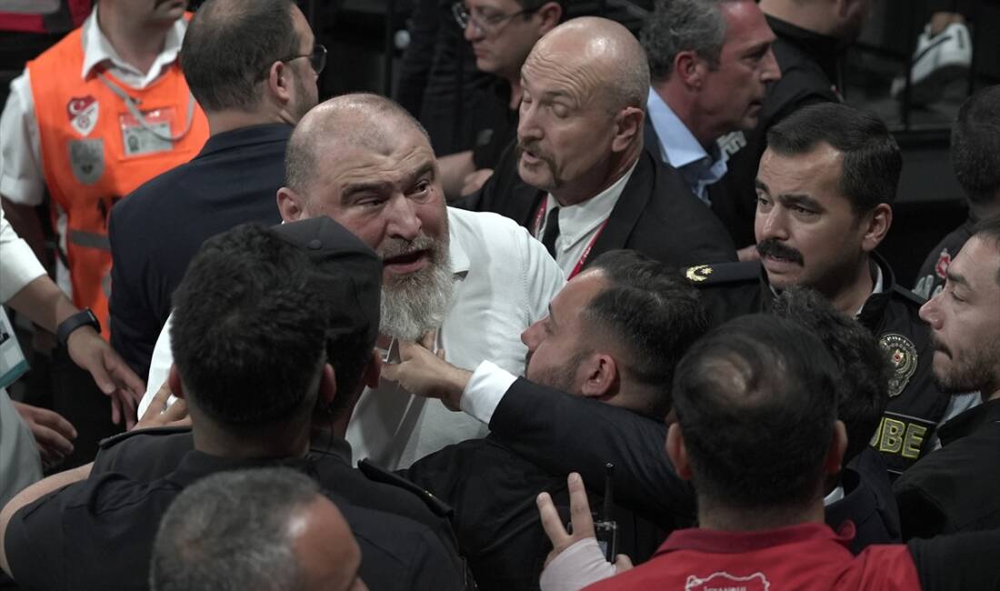 - Beşiktaş Fibabanka: 87 - Fenerbahçe Beko: 91
- Sarı-lacivertli takım,