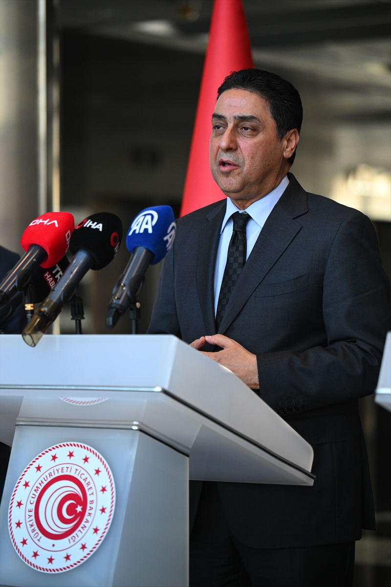 - Ticaret Bakan Yardımcısı Mustafa Tuzcu:
- "Ticaret hacmimizi kazan-kazan prensibi
