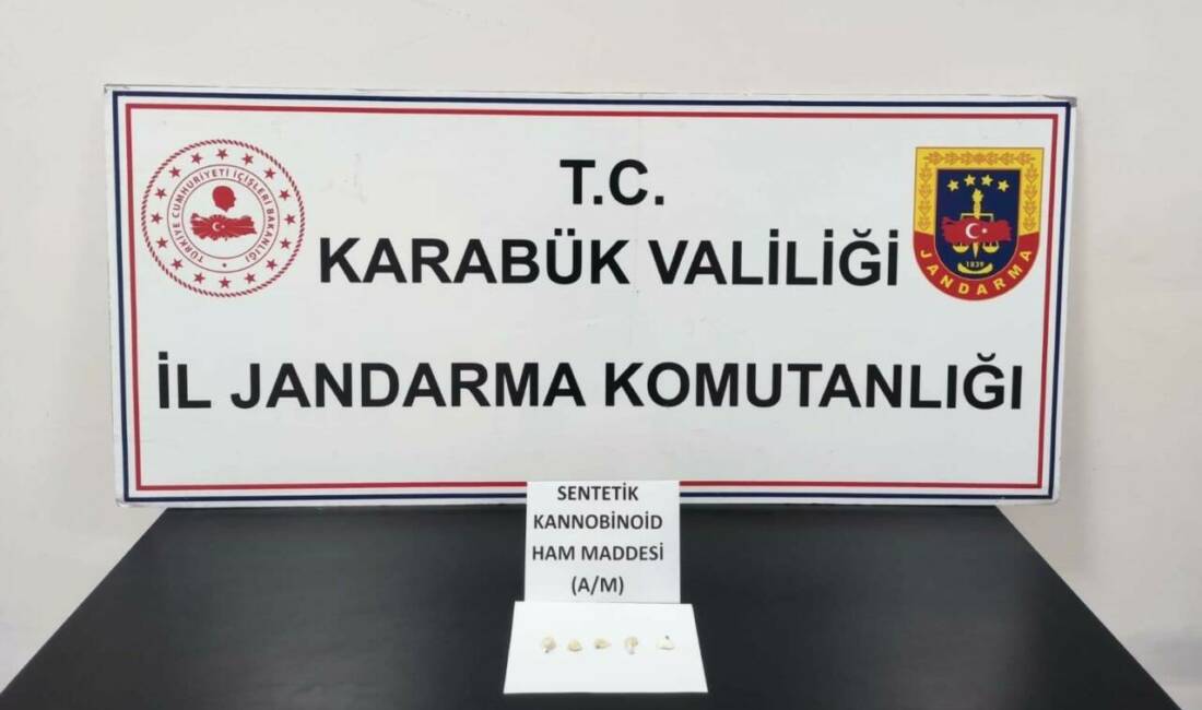Karabük’te düzenlenen uyuşturucu operasyonunda 3,28 gram sentetik kannabinoid bonzai hammaddesi
