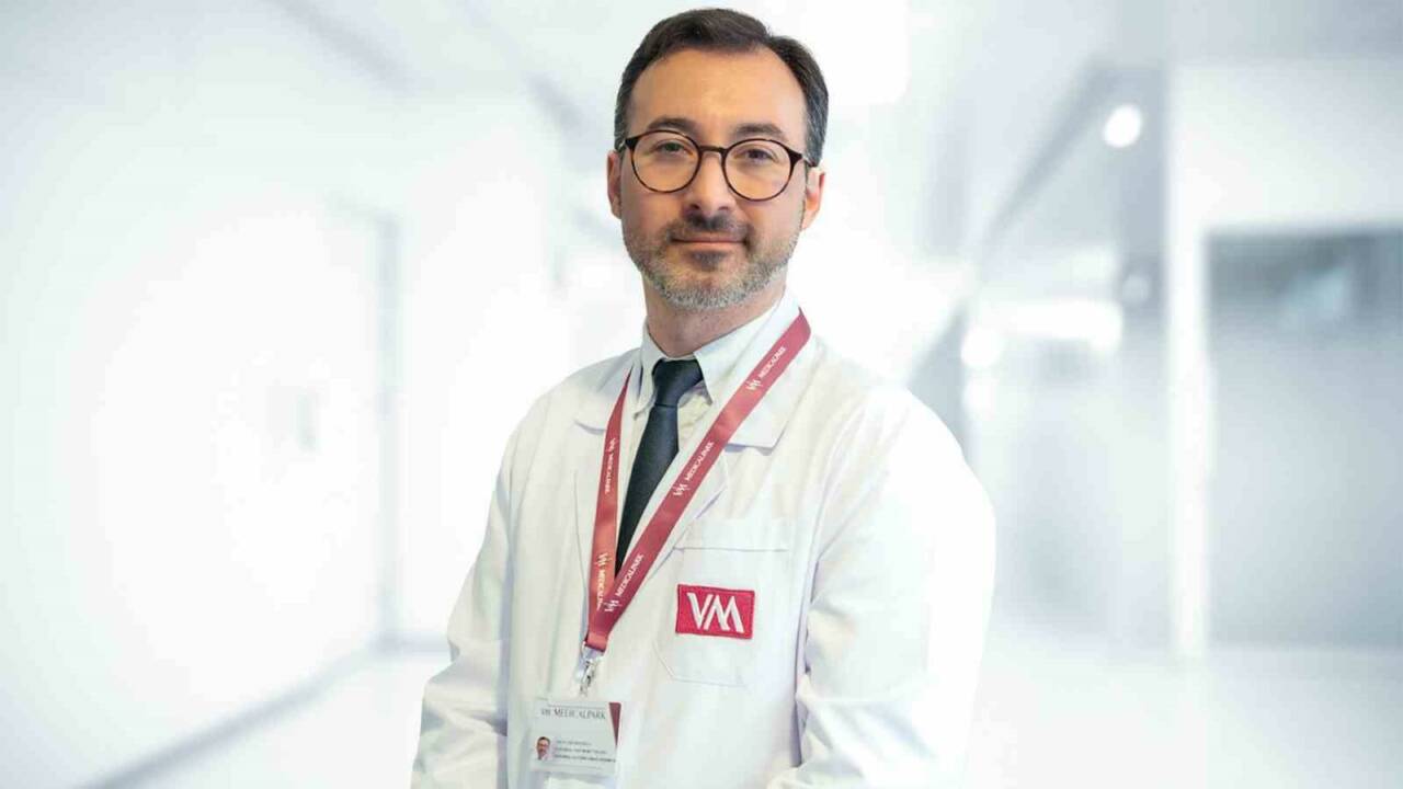 Suda doğumun, doğum eyleminin belirli bir aşamasından itibaren annenin, özel