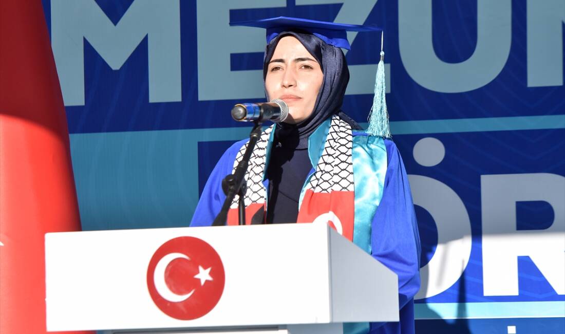 - Van Valisi ve Büyükşehir Belediye Başkan Vekili Ozan Balcı:
-