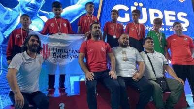 Sivas’ta 60 ilden 6 bin 500 sporcunun katılımıyla düzenlenen Minikler