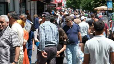 Yurt dışından Türkiye’ye göç edenlerin sayısı 2024 yılında, bir önceki